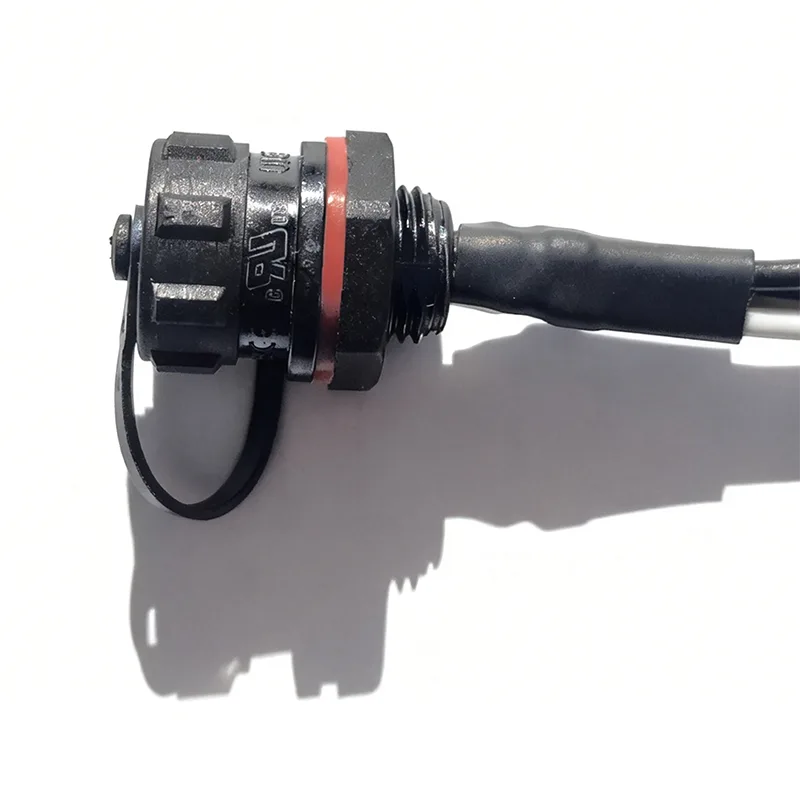 Cablaggio protettivo per connettori per applicazioni industriali specializzate